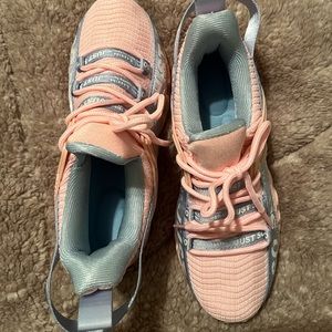 Just So So shoes non slip pink blue Size 36 / US 4 NEW